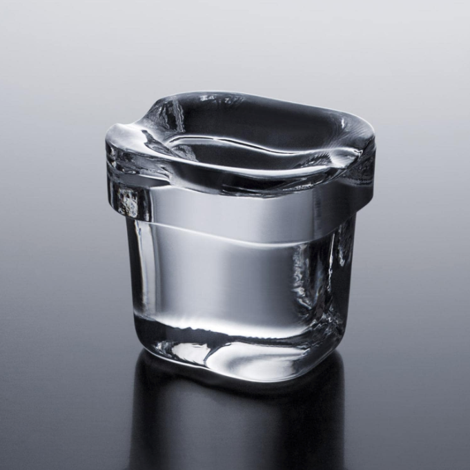 Summit Commercial 62 Lb. 15-Inch Outdoor/Indoor Clear Ice Maker