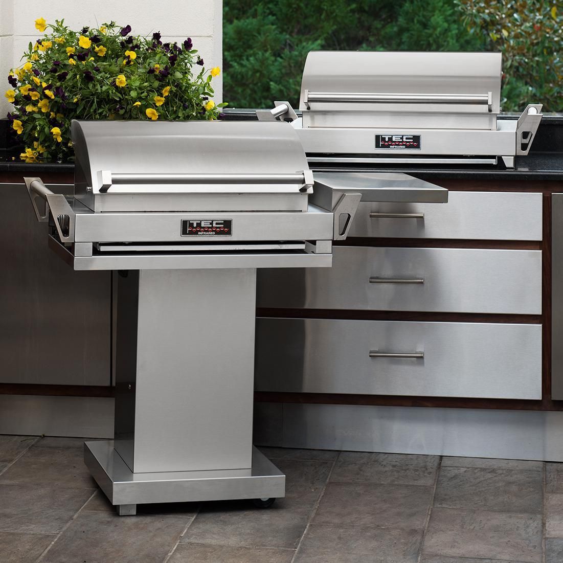 TEC G-Sport Portable Table Top Infrared Gas Grill On Removable Pedestal